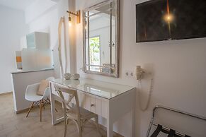 Cyclades Studios - Paros