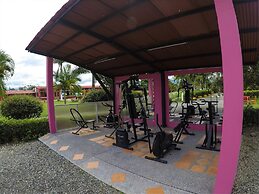 Hotel Campestre Tucanes