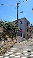 Aethra Boutique Rooms