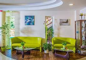 Patak Park Hotel