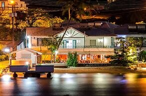 Mariners Hotel