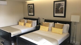 Mariners Hotel