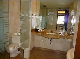 J&A Classic Hotel