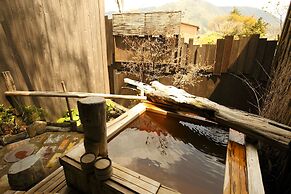 HAKONE Setsugetsuka