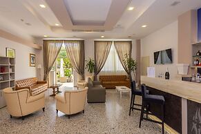 Sisters Hostel