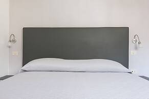 Sisters Hostel