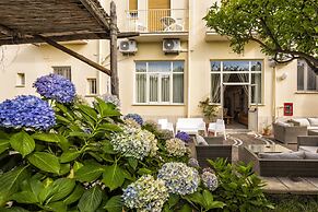 Sisters Hostel
