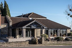 Almondsbury Inn & Lounge