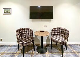 Almondsbury Inn & Lounge