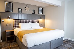 Almondsbury Inn & Lounge