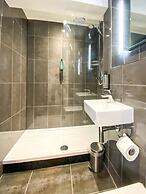 Almondsbury Inn & Lounge
