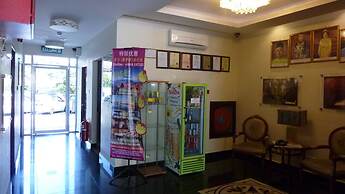 DM Hotel