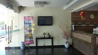 DM Hotel