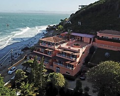 Rival Hotel