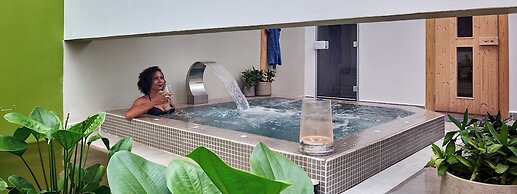 Plantation Urban Resort & Spa