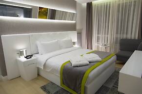 The Leos Residence