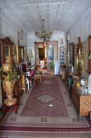Hotel Sahara