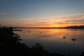 Lake Geneva Hotel