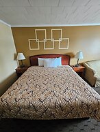 Forest Plaza Motel