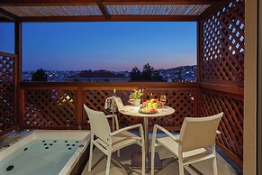 Mystery Skiathos Luxury Residence