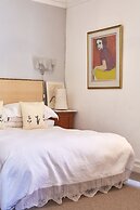 Bella Ev Guest House