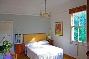 Bella Ev Guest House