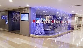 Roseate House