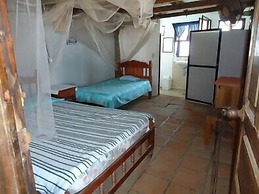 Hostal Lyoban