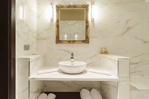 Levidi Suites
