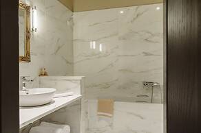 Levidi Suites