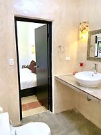 Eco Hotel Green River