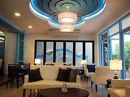 Apo Hotel