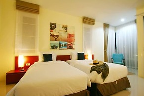 Apo Hotel