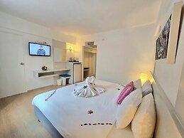 On Hotel Phuket