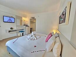 On Hotel Phuket