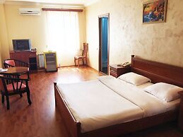 Primer Hotel