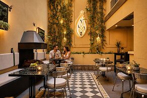 Miravida Soho Hotel & Wine Bar