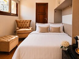 Miravida Soho Hotel & Wine Bar