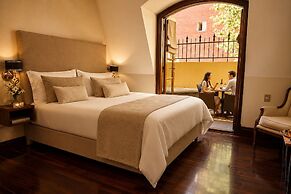 Miravida Soho Hotel & Wine Bar