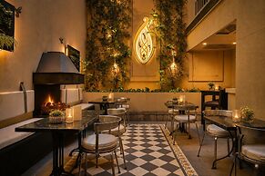 Miravida Soho Hotel & Wine Bar