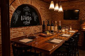 Miravida Soho Hotel & Wine Bar