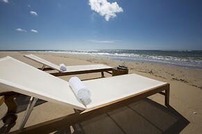 Mequfi Beach Resort