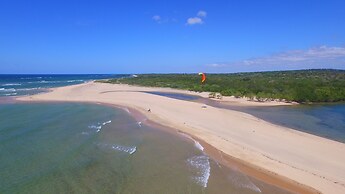 Mequfi Beach Resort