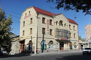 SD David Hotel