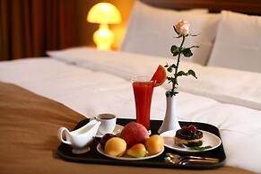 New Nairi Hotel