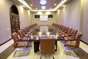 New Nairi Hotel