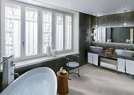 Mandarin Oriental, Milan