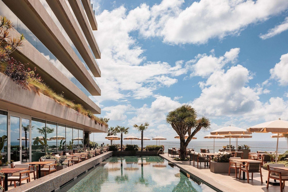 Saccharum Resort