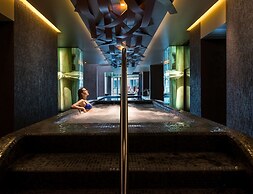 Saccharum Resort