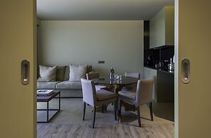 Saccharum Resort